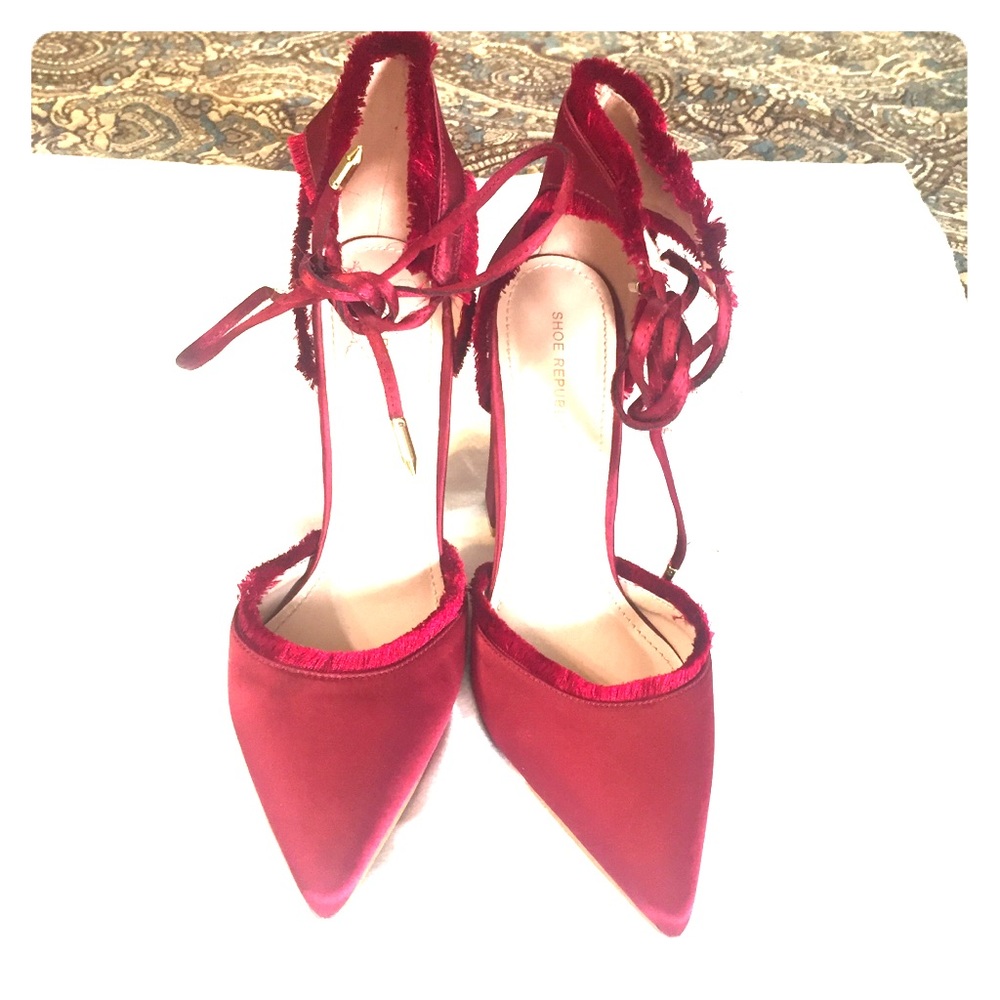 Red elegant